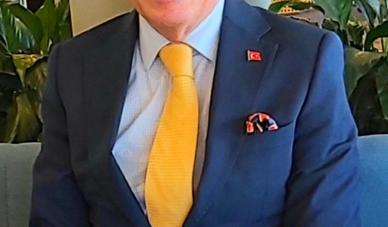 TÜM DARBELERİ KINIYOR VE REDDEDİYORUZ