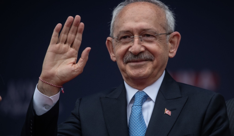 Dertleri iktidar değişse de bu düzenin devamını sağlamak