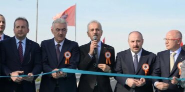 bakan-uraloglu-bursaya-2026da-hizli-tren-geliyor-1763721147735.jpeg