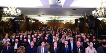 bursada-ak-partiye-rekor-yeni-uye-katilimi-1764180752367.jpg