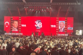 chp-kurultayi-oncesi-kayyim-bombasi-fatih-atik-acikladi-chp-avukatlari-belgeleri-mahk-3264712_202511191159_9