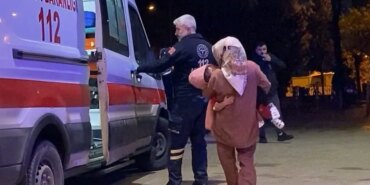 bursada-uzerine-sifonyer-devrilen-cocuk-agir-yaralandi-1766971028453.jpeg