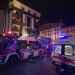 bursada-7-katli-otelde-yangin-panigi-1768179407799.jpeg