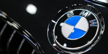 bmw1jpg-JjC3sZ4aUUKZLpMVukUKyA.jpg