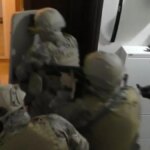 zehir-tacirlerine-safak-baskini-700-polis-katildi-76-supheli-yakalandi-1771401734208.jpg
