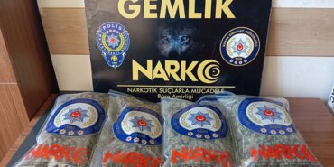 gemlikte-uyusturucu-operasyonu-3-tutuklama-1774536499127.jpg
