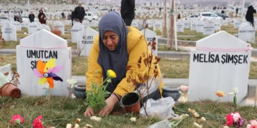 sivasta-umutcan-simsek-ile-kardesi-melisa-bogazlari-kesilerek-katledilmisti-annelerinin-feryadi-yure.webp