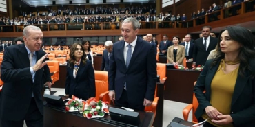 1761477811738-l.jpg