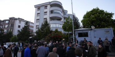 kilicdarogluna_dikkat_ceken_ziyaret_kararin_ardindan_evine_gitti_1779439878_811.jpg