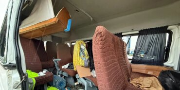 kontrolden-cikan-tir-minibusle-carpisti-11-kisi-yaralandi-1779293119965.jpeg