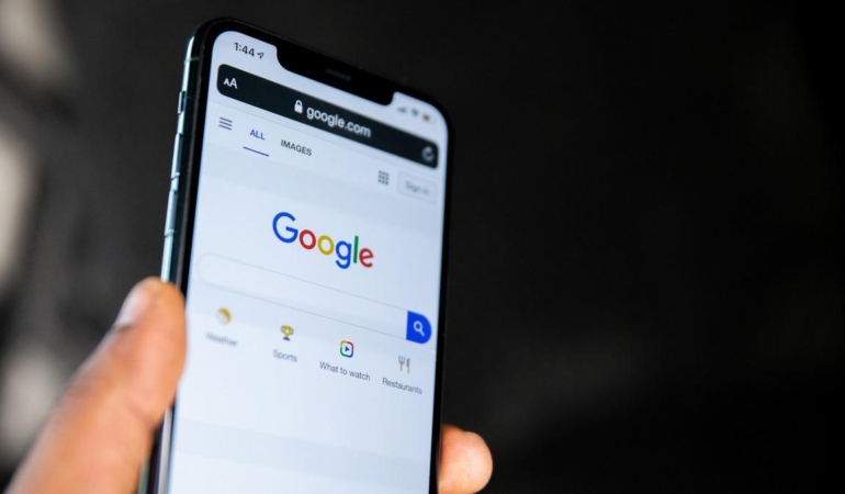 Google Fotoğraflar’a Yapay Zeka ile Gardırop Özelliği!