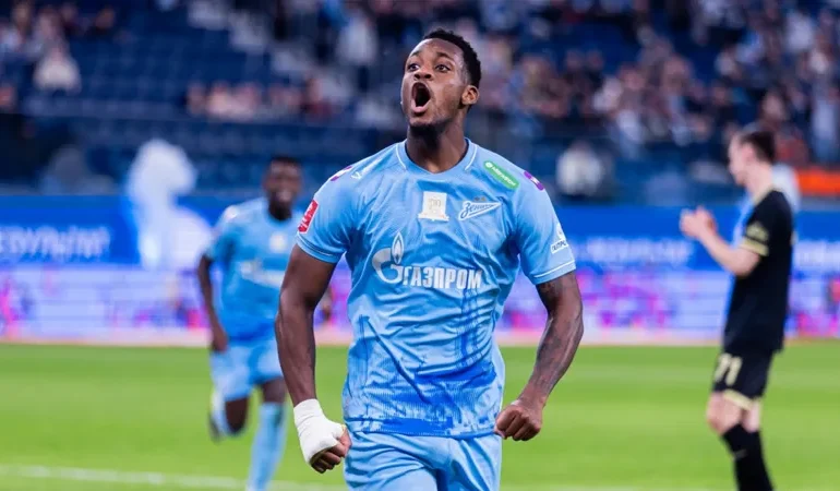 Jhon Duran, Galatasaray’a Transfer İçin Bekliyor!