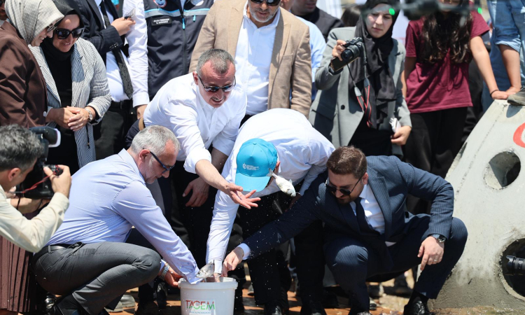 buyukakin-kirletmiyoruz-temizliyoruz-ve-yeniden-hayat-veriyoruz-2-1780572419-24-x750.jpeg
