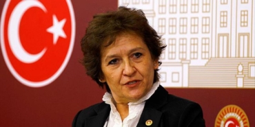 chpli_guler_feto_partilere_yapisan_bir_deniz_kabuklusu_ak_parti_silkelendi_kurtuldu_1780396261_2811.jpeg