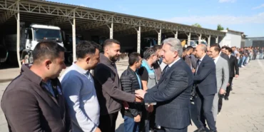 mustafa-palancioglu-personelle-bayramlasti-1780370204-10_large.webp.webp